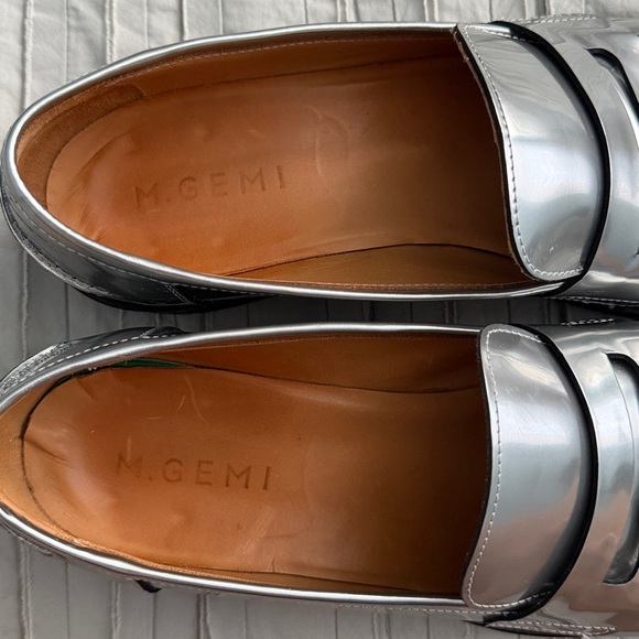 M. Gemi Shiny Silver Loafers Size 41 - Picture 3 of 5
